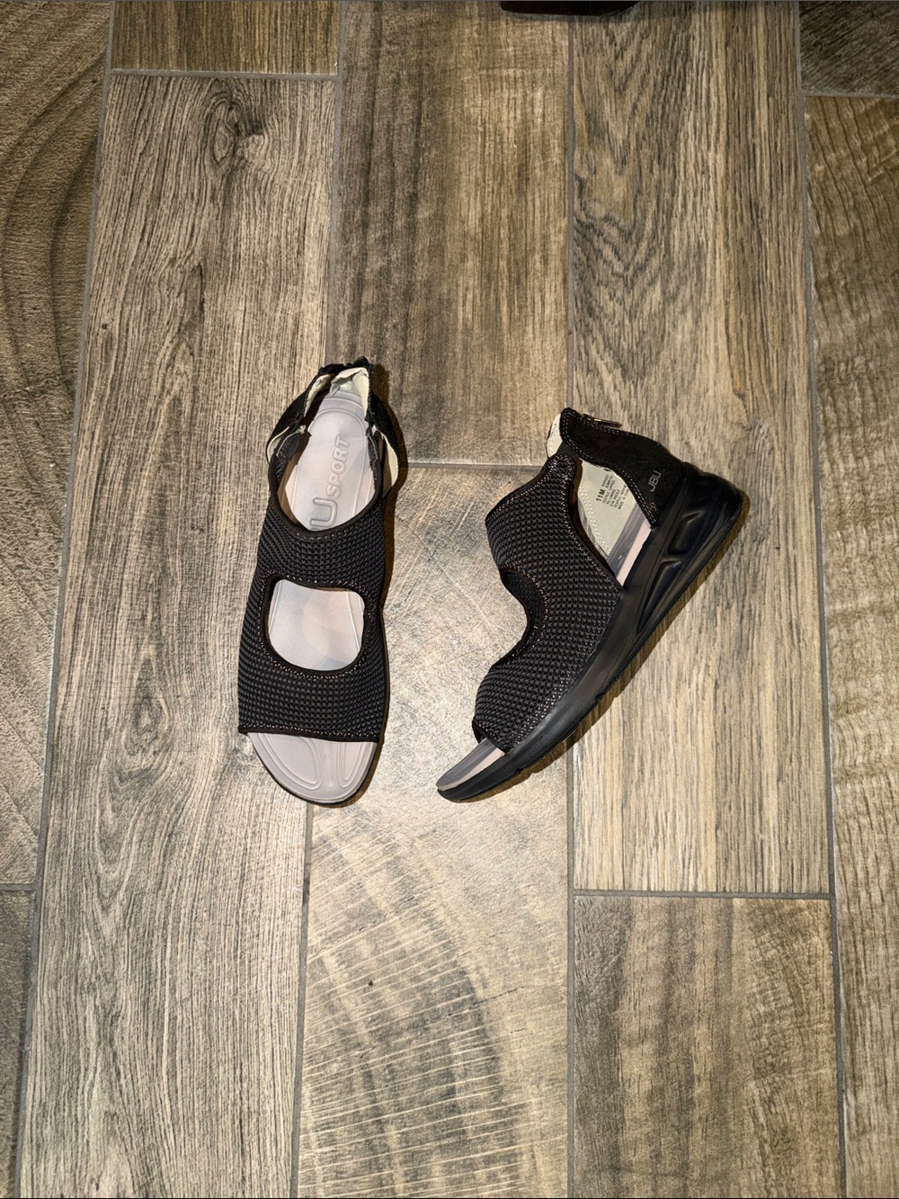 JBU Sport black mesh Open-Toe Sandals w/ zipper in back.